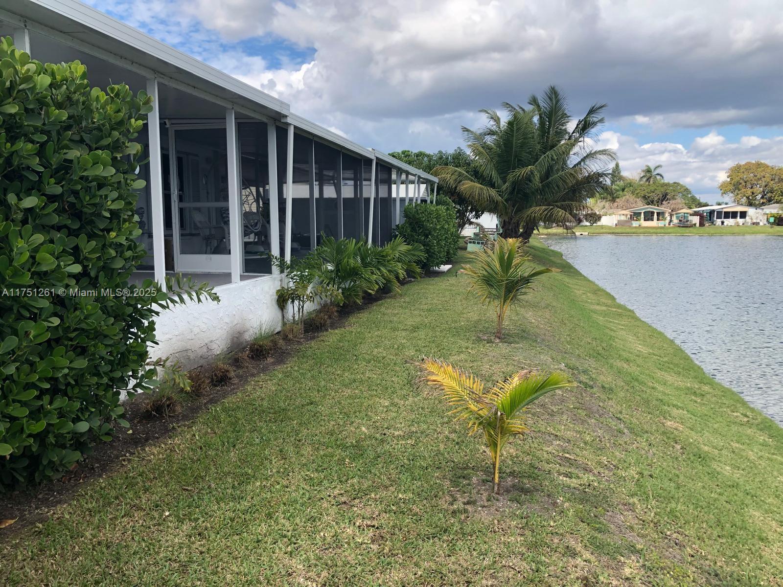 GATEWAY ESTATES PARK COND - Residential