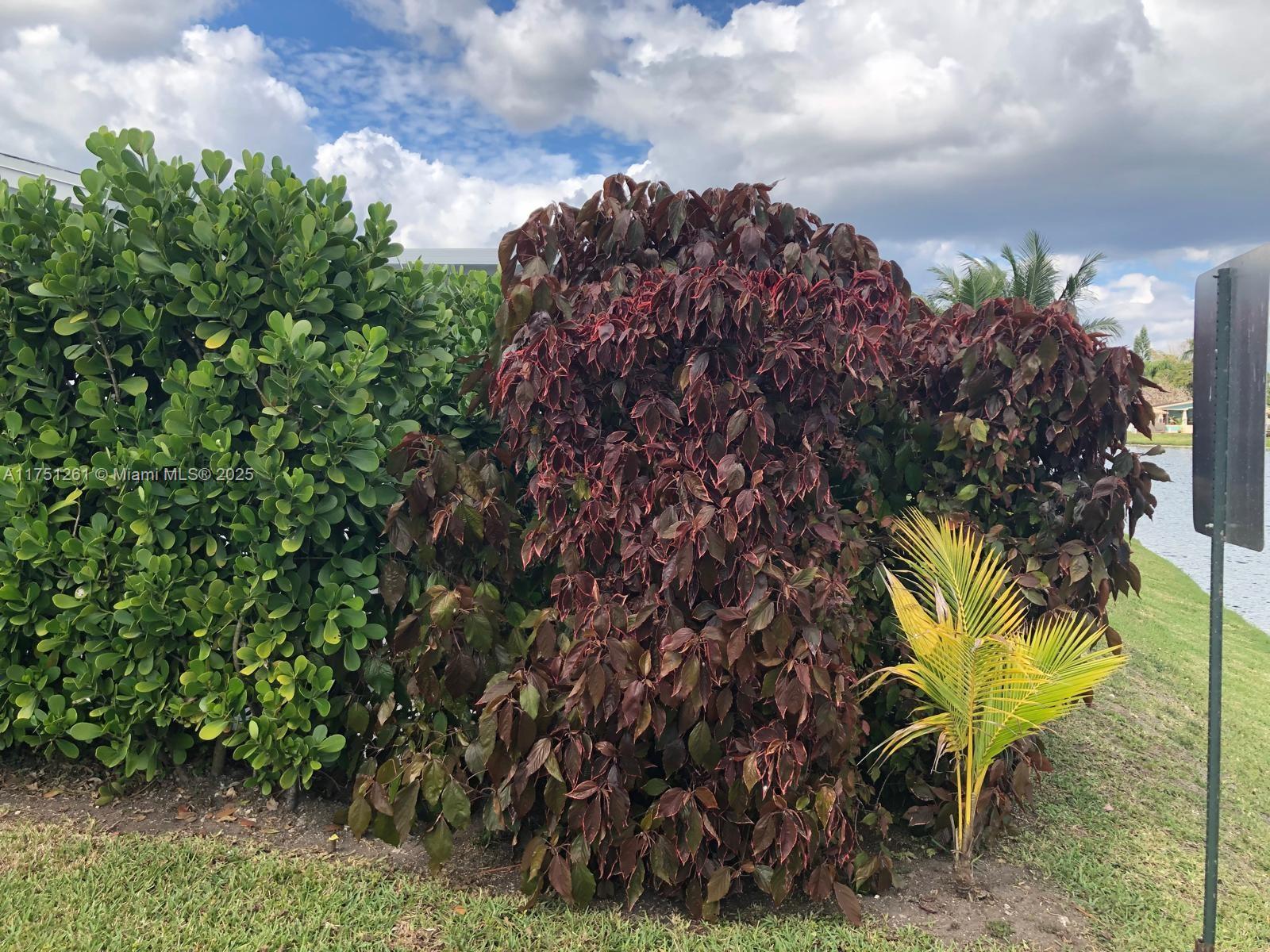 GATEWAY ESTATES PARK COND - Residential