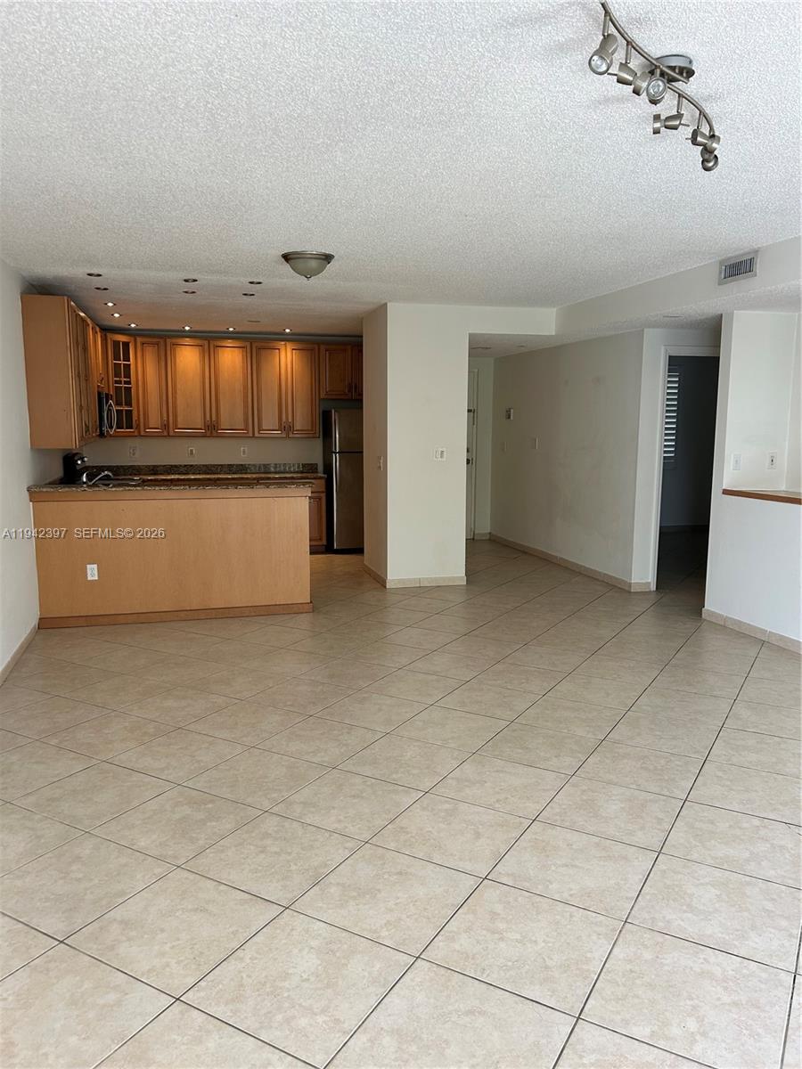 INTRACOASTAL POINT CONDO - Residential