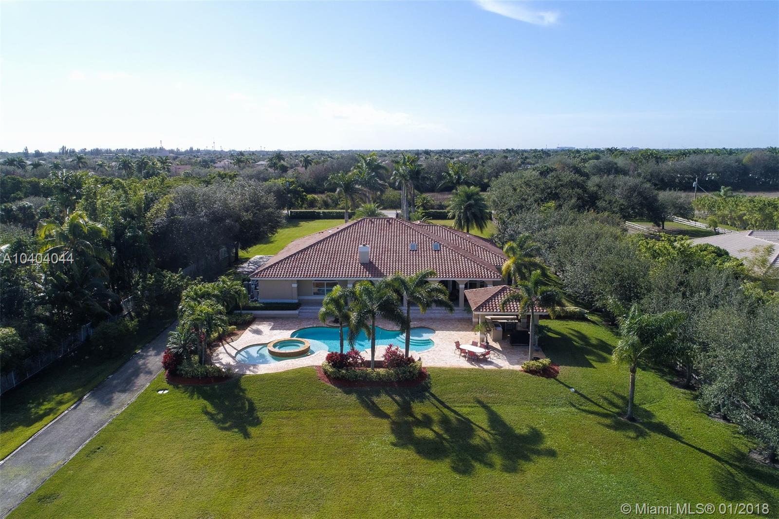 SUNSHINE RANCHES - Residential