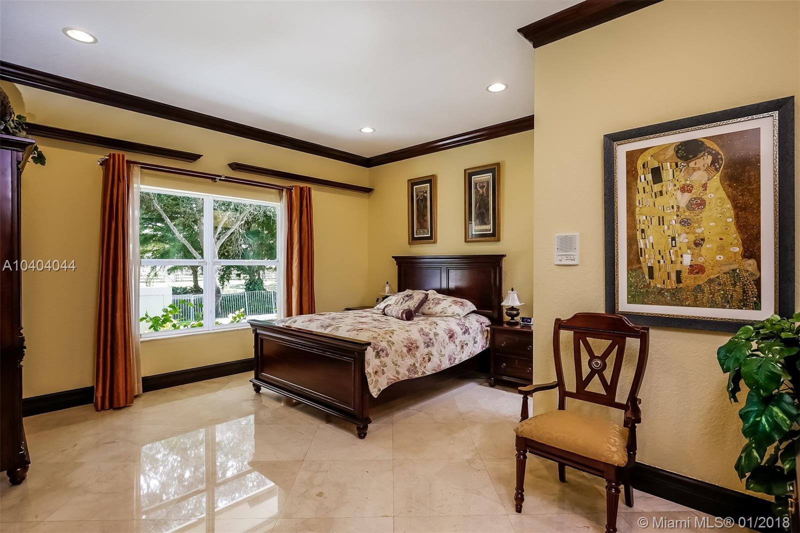 SUNSHINE RANCHES - Residential