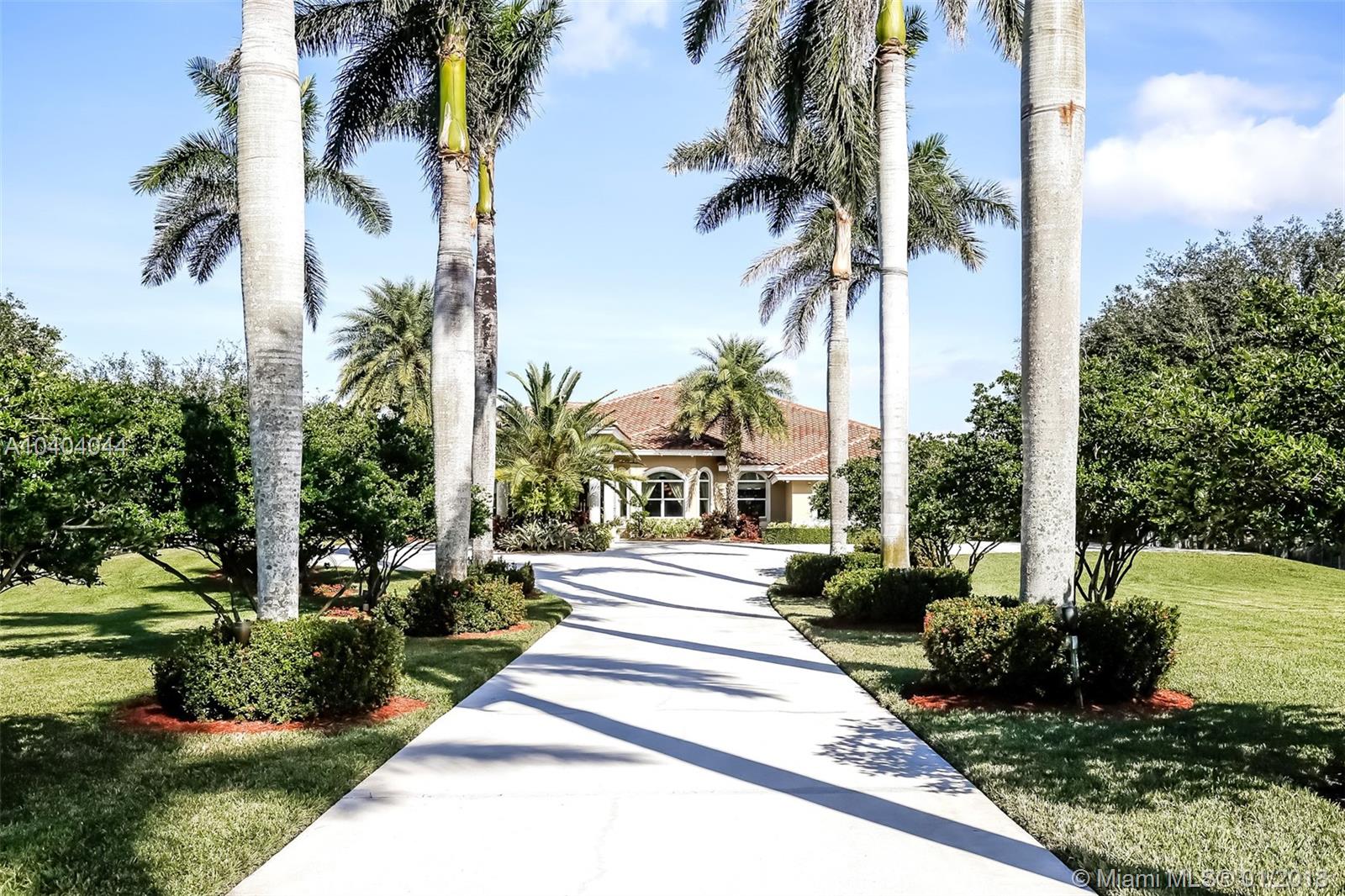 SUNSHINE RANCHES - Residential