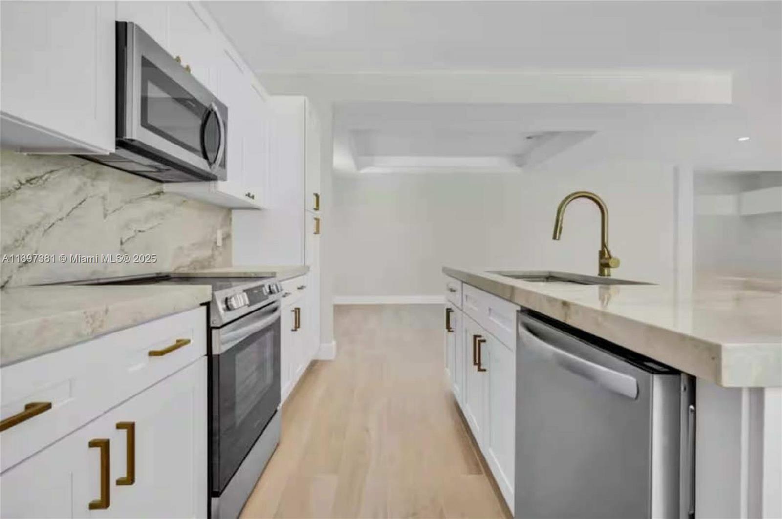 LAKE VIEW HAVEN - Residential Lease