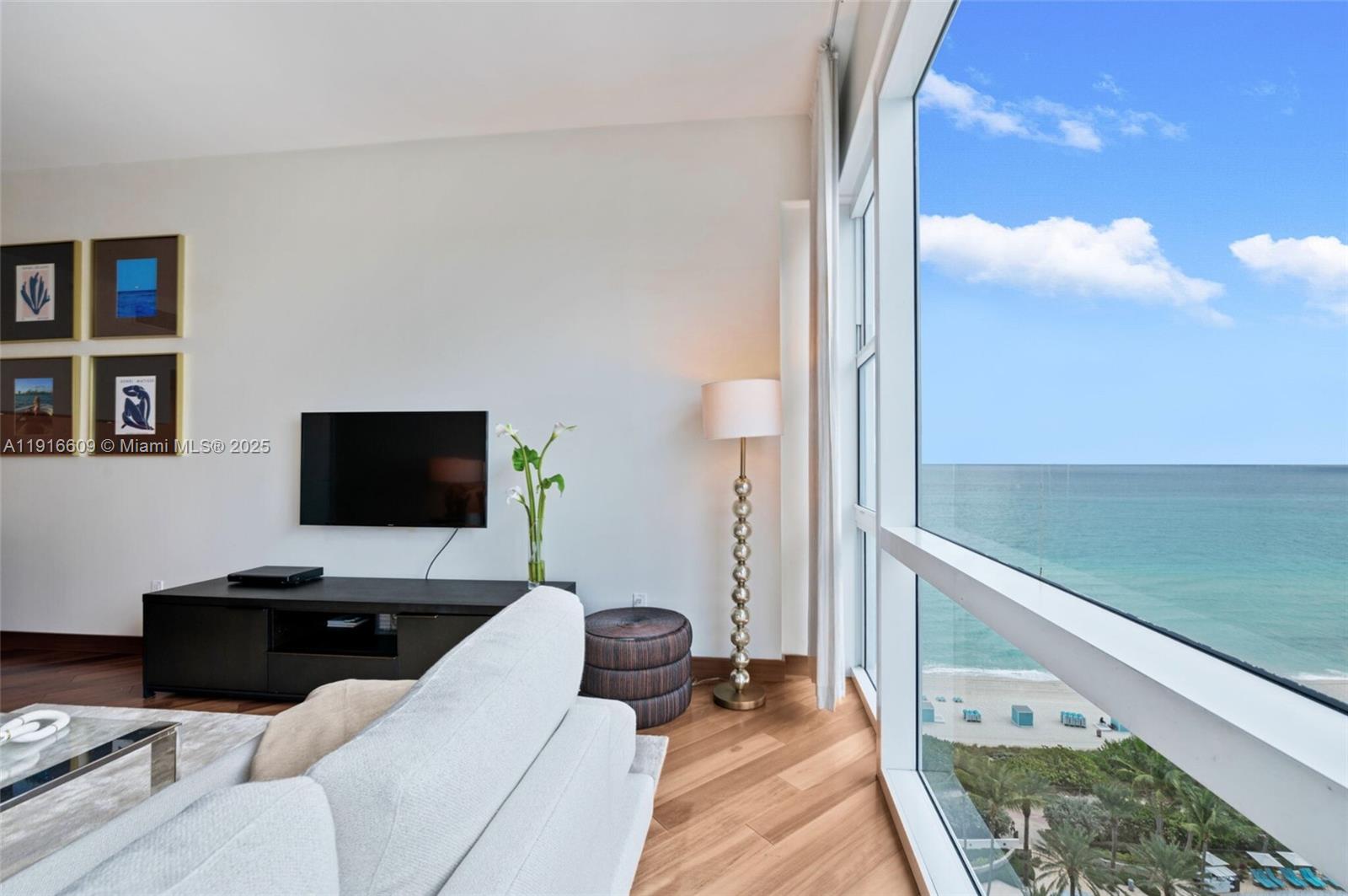 6801 Collins Ave PH06 (Deed PH 10)