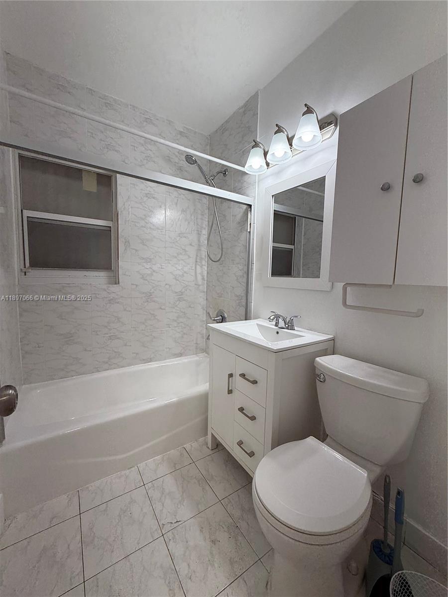 HAMPSHIRE HEATH - Residential Lease