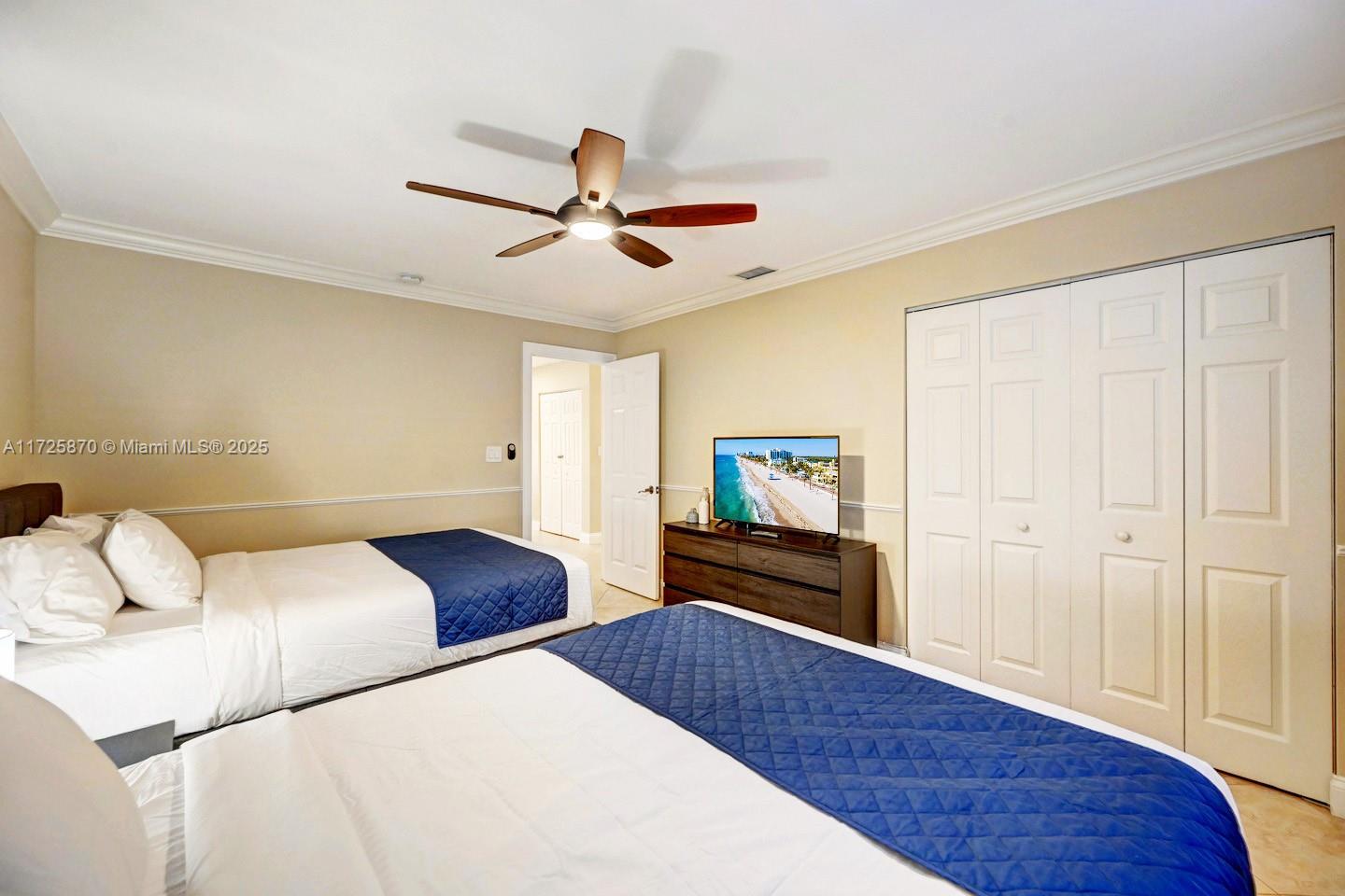 HOLLYWOOD BEACH PARK - Residential