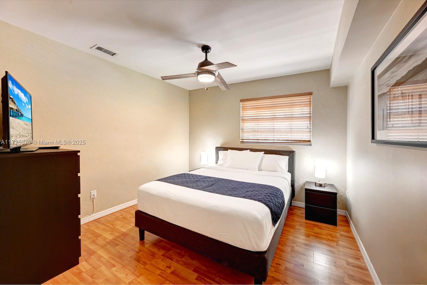 HOLLYWOOD BEACH PARK - Residential