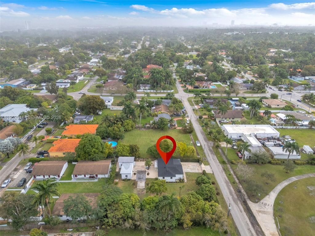 Photo of 75 NW 160th St, Miami, FL 33169 (MLS # A11952016)