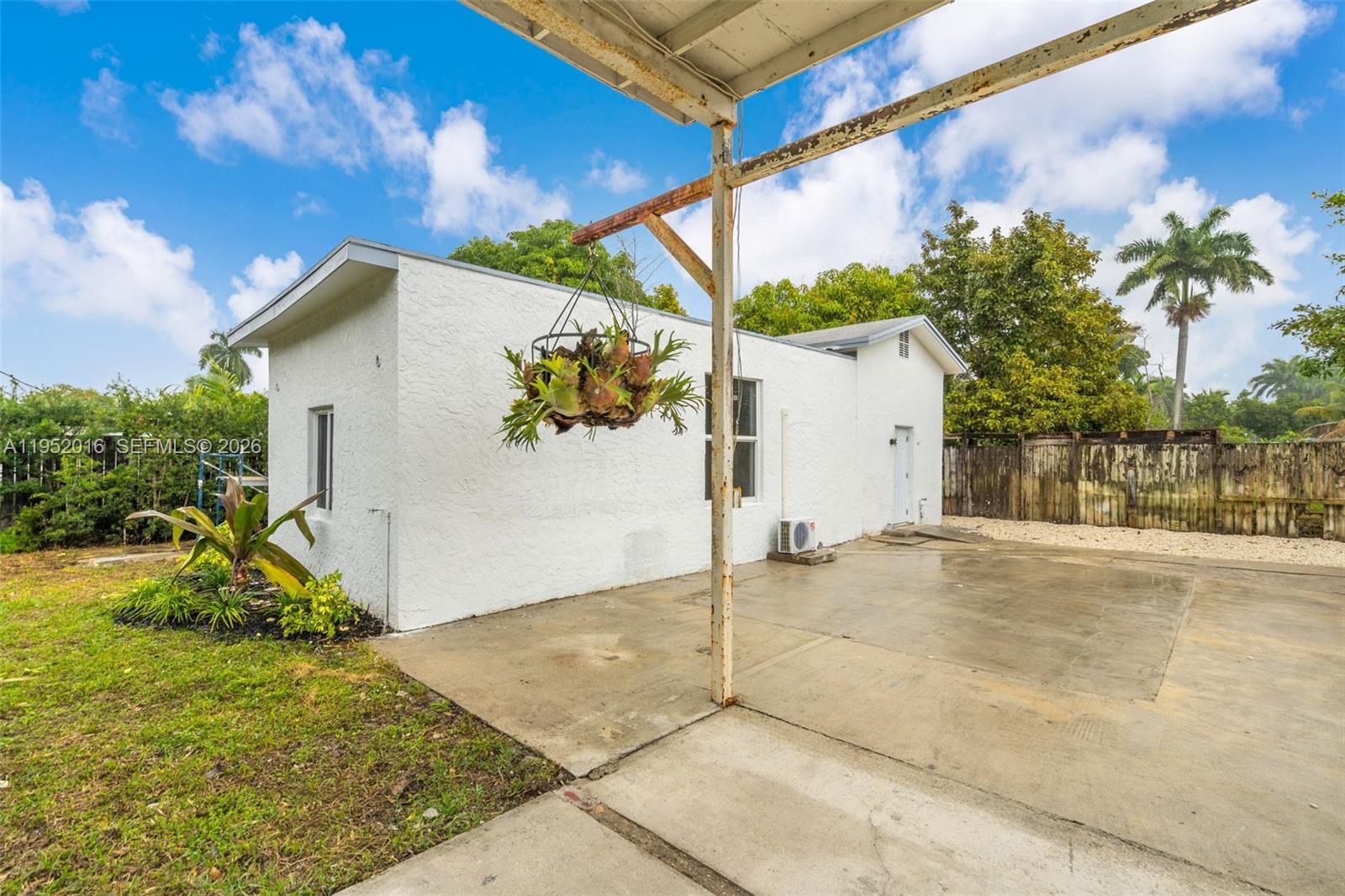 BISC GARDENS SEC C - Residential Income