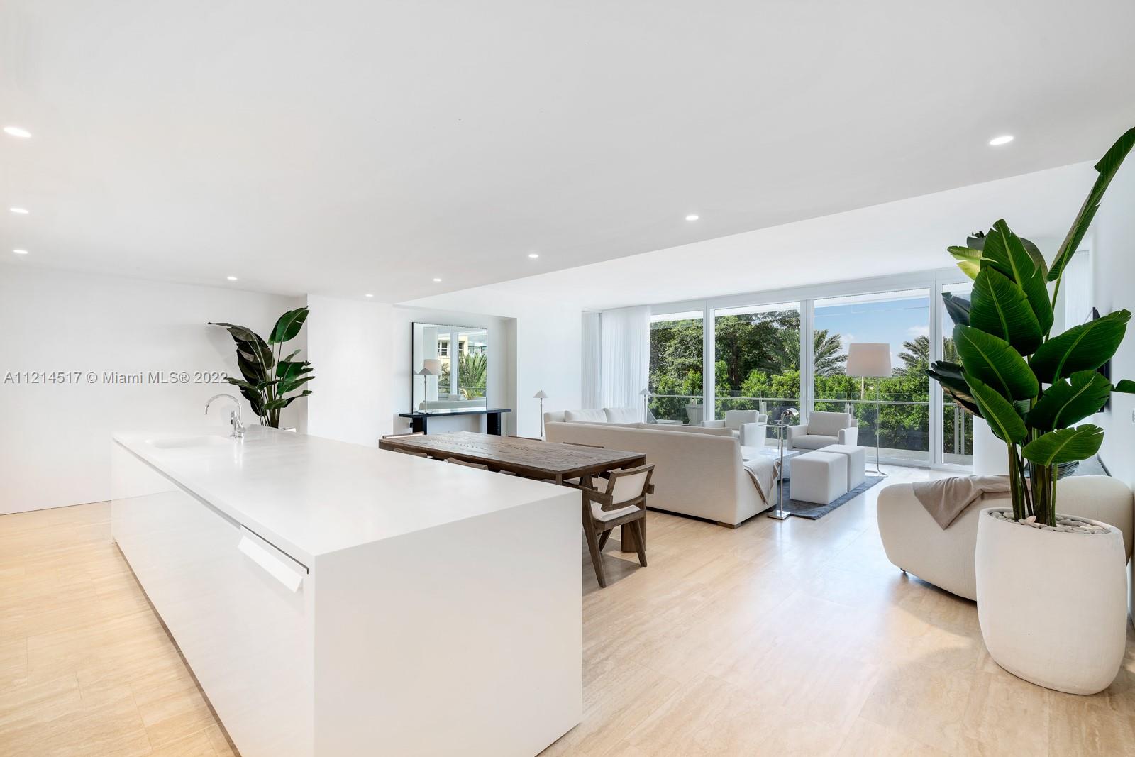 SURF CLUB CONDO - Residential