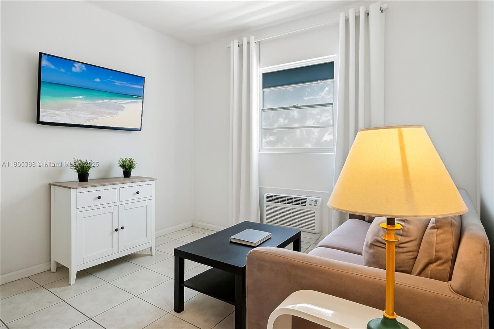 335 Ocean Dr 306