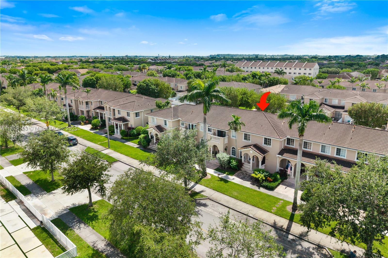 MANDARIN LAKES - Residential