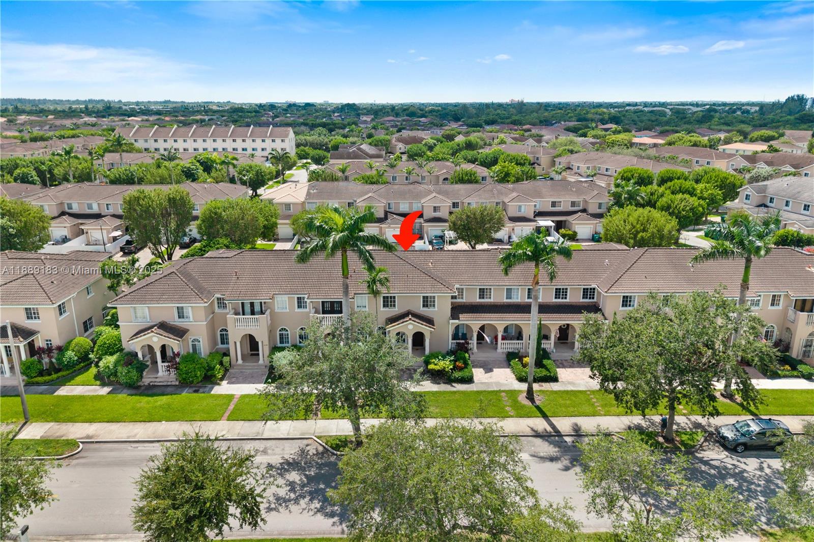 MANDARIN LAKES - Residential