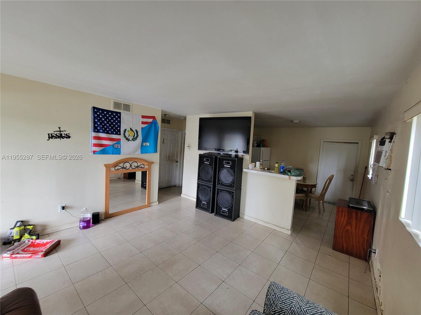 NEWPORT - Residential Income