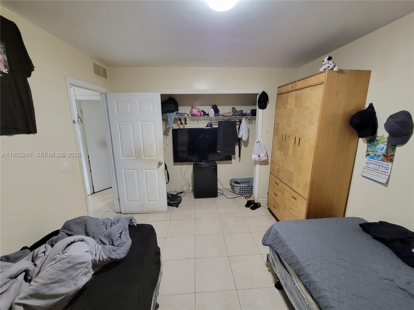 NEWPORT - Residential Income