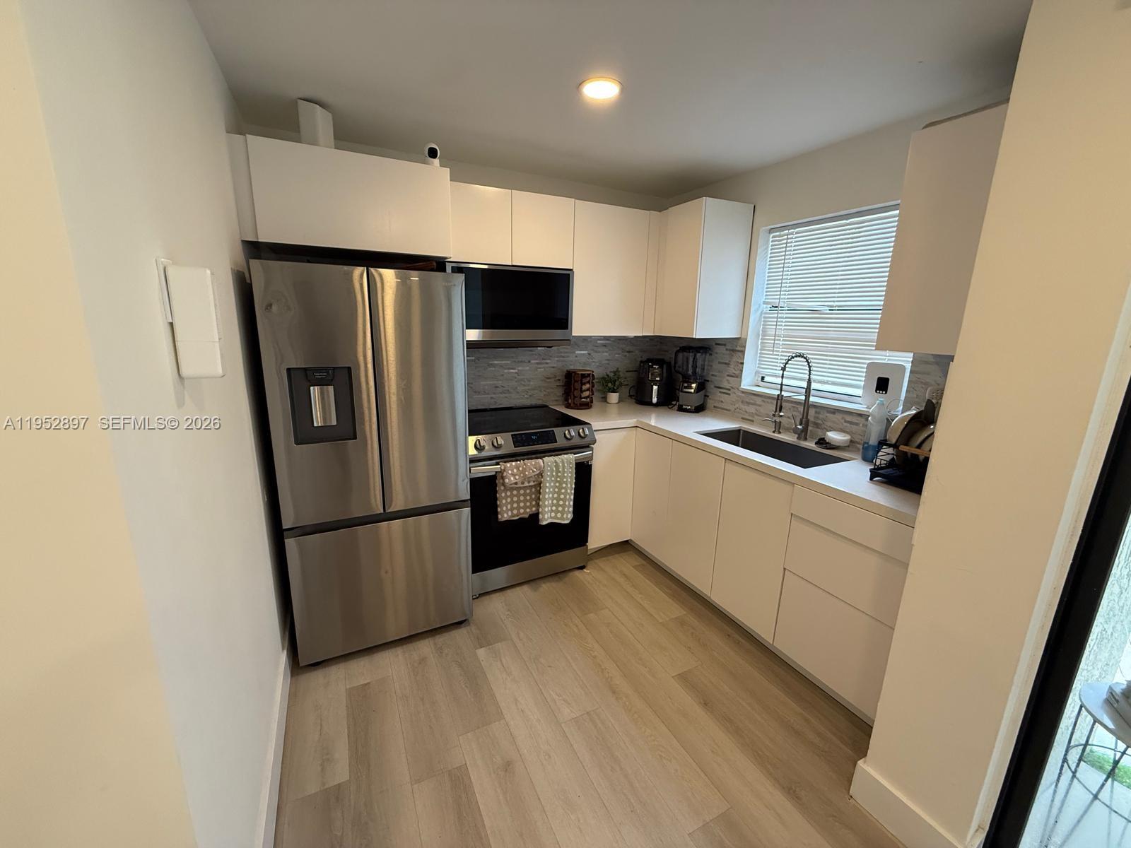 EAST WIND LAKE VILLAGE - Residential Lease