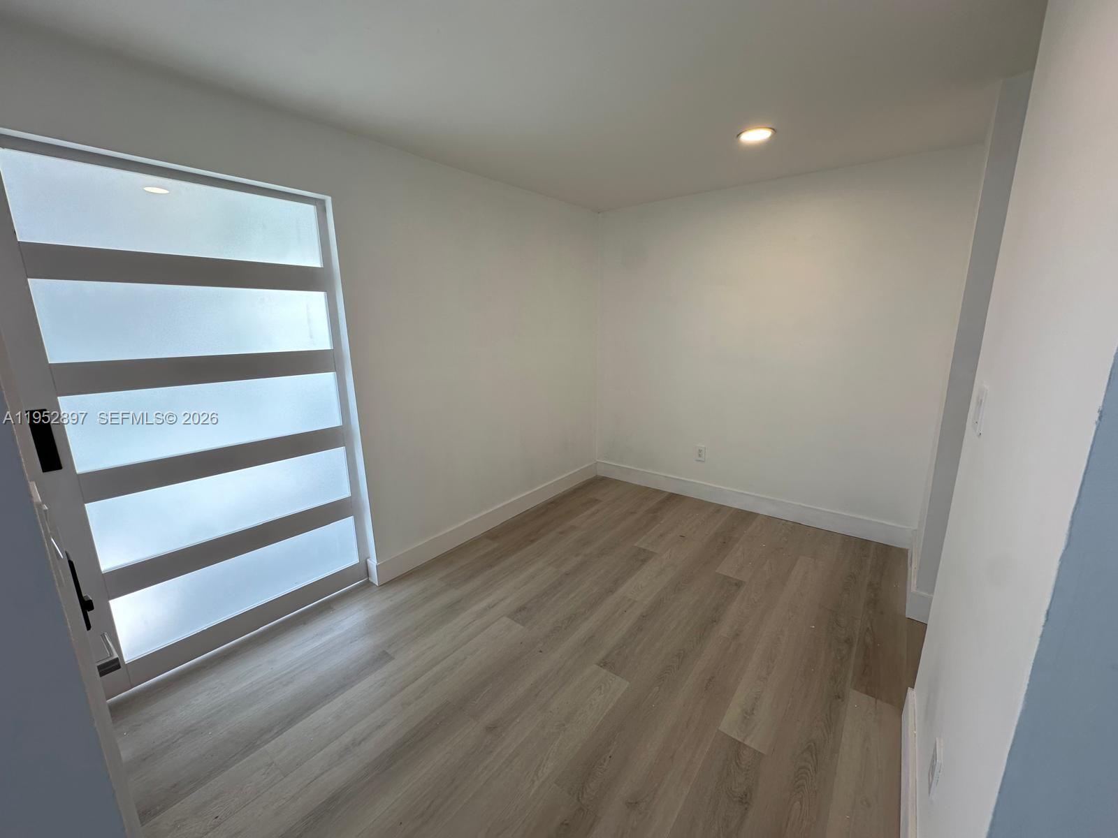 EAST WIND LAKE VILLAGE - Residential Lease