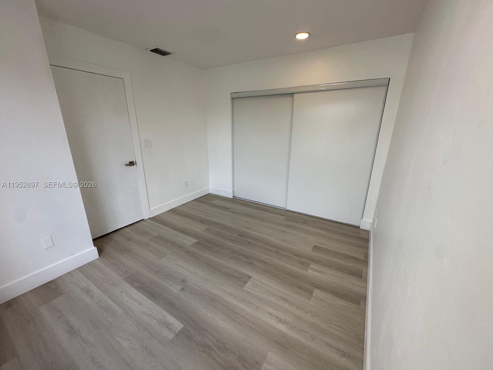 EAST WIND LAKE VILLAGE - Residential Lease