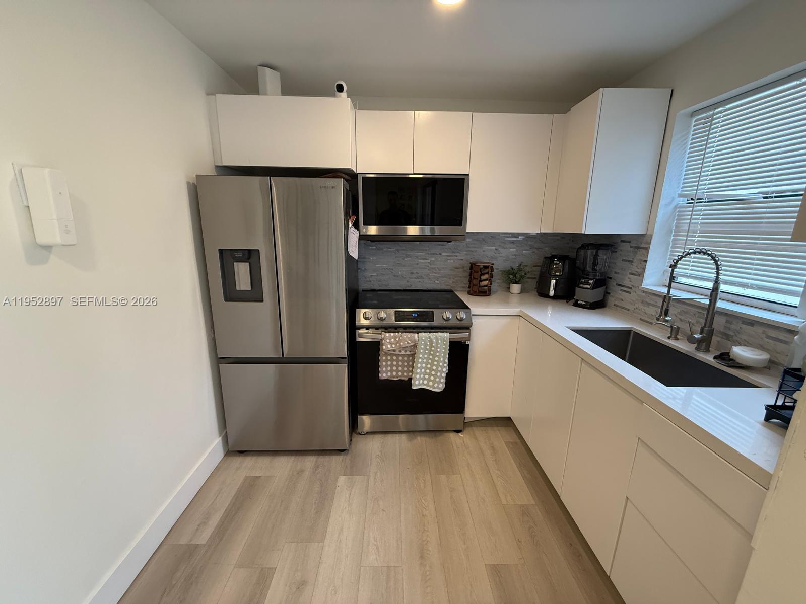 EAST WIND LAKE VILLAGE - Residential Lease