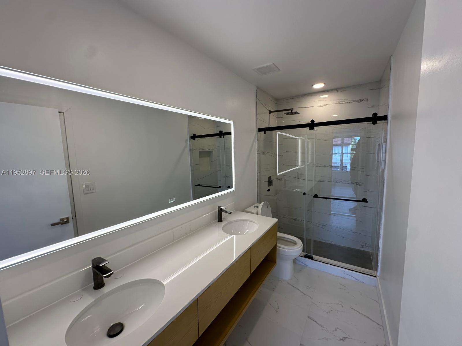 EAST WIND LAKE VILLAGE - Residential Lease