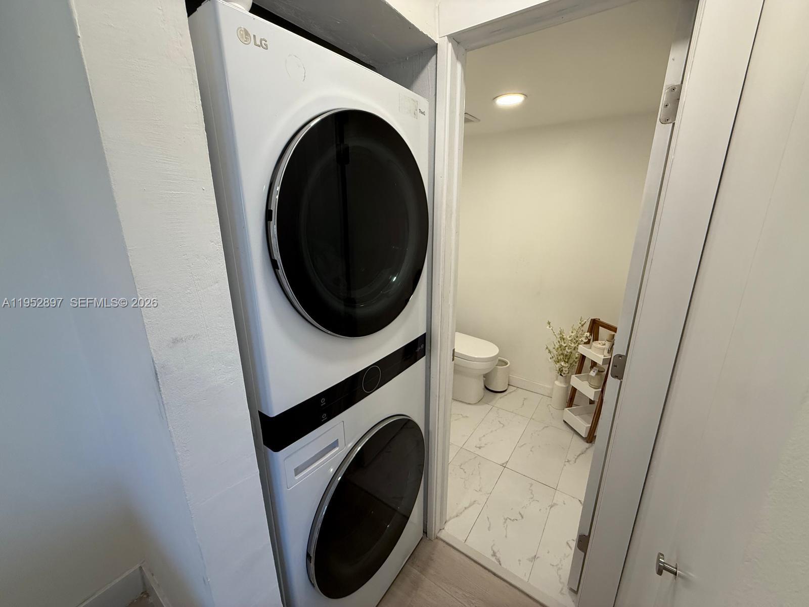 EAST WIND LAKE VILLAGE - Residential Lease