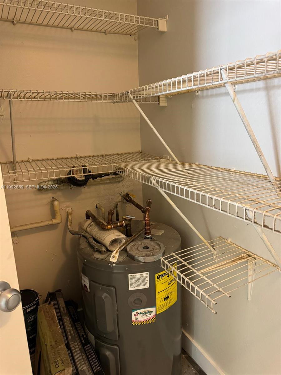SUN VISTA GARDENS CONDO - Residential Lease