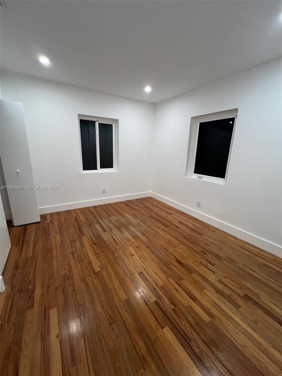 COUNTRY CLUB EST SEC 2 - Residential Lease