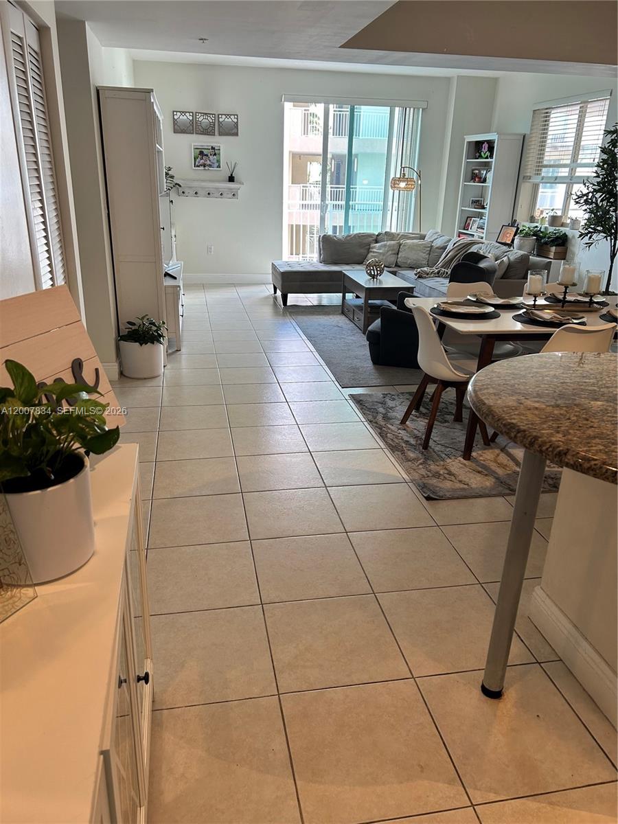 7275 SW 90th St C612