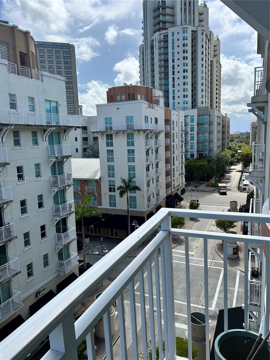 7275 SW 90th St C612