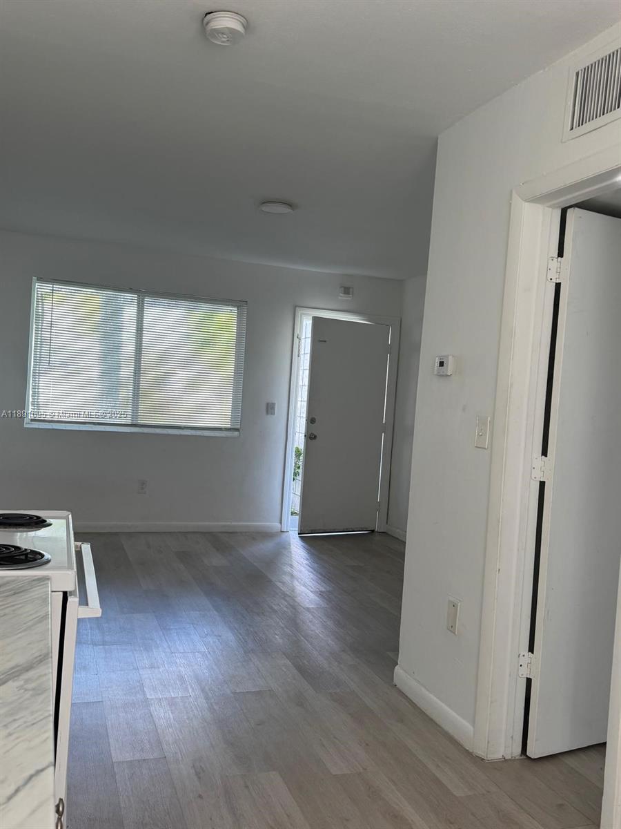 FARMINGTON SUB - Residential Lease