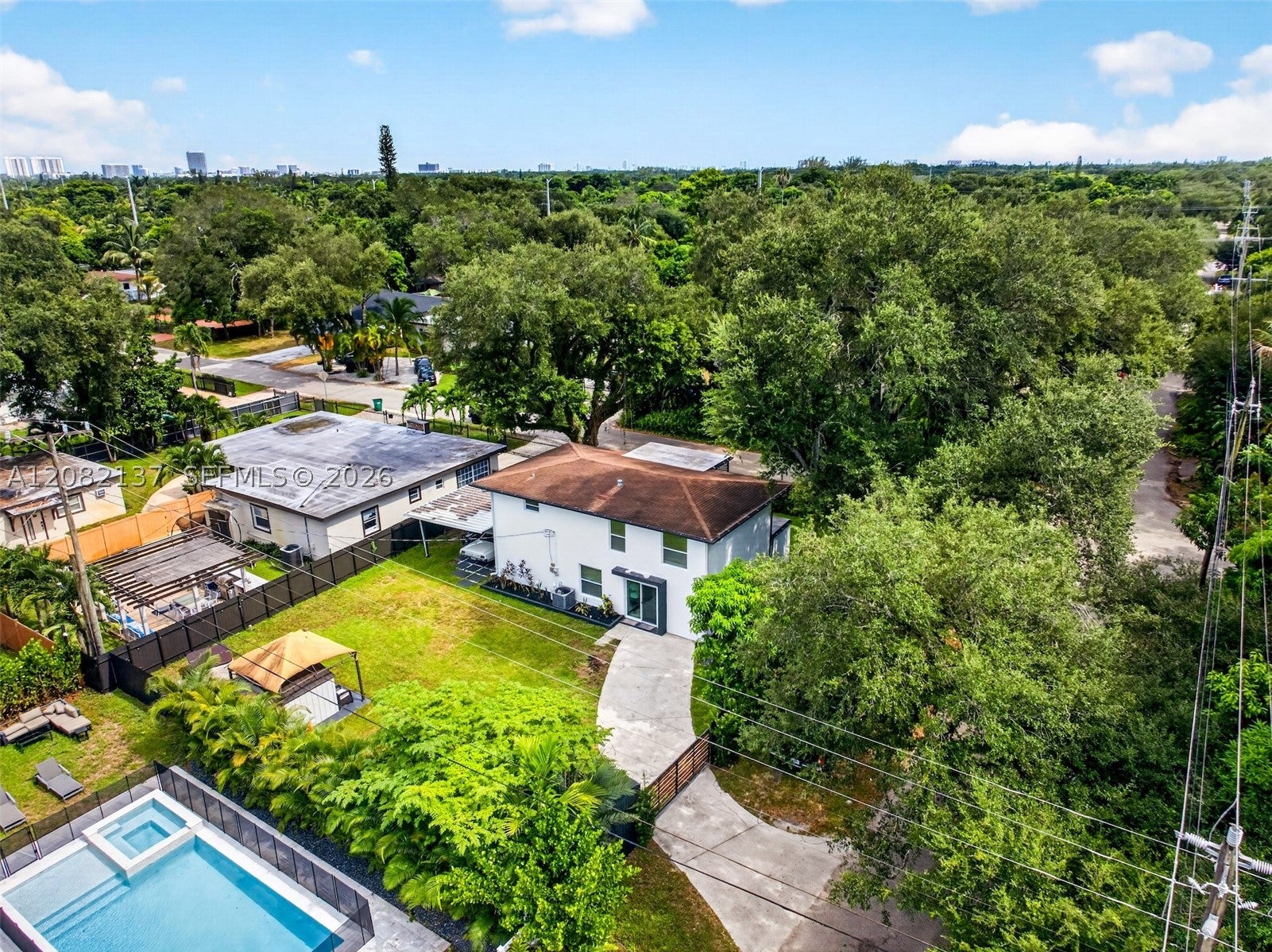 701 NE 164th St, Miami, FL, 33162 4 701 NE 164th St