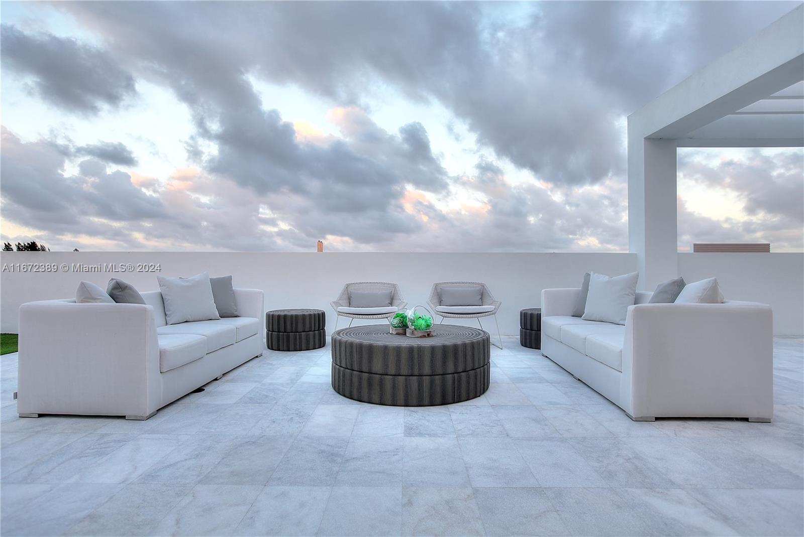 GRAND FLORIDIAN ESTATES - Residential