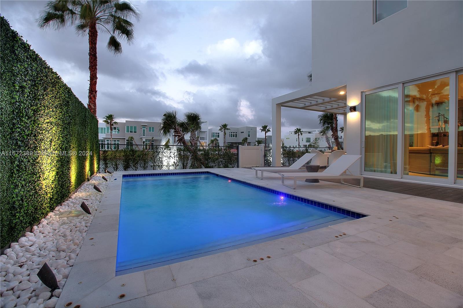 GRAND FLORIDIAN ESTATES - Residential