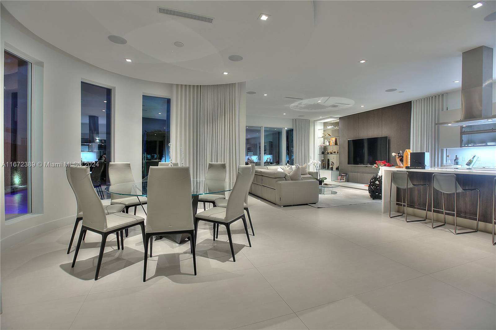 GRAND FLORIDIAN ESTATES - Residential