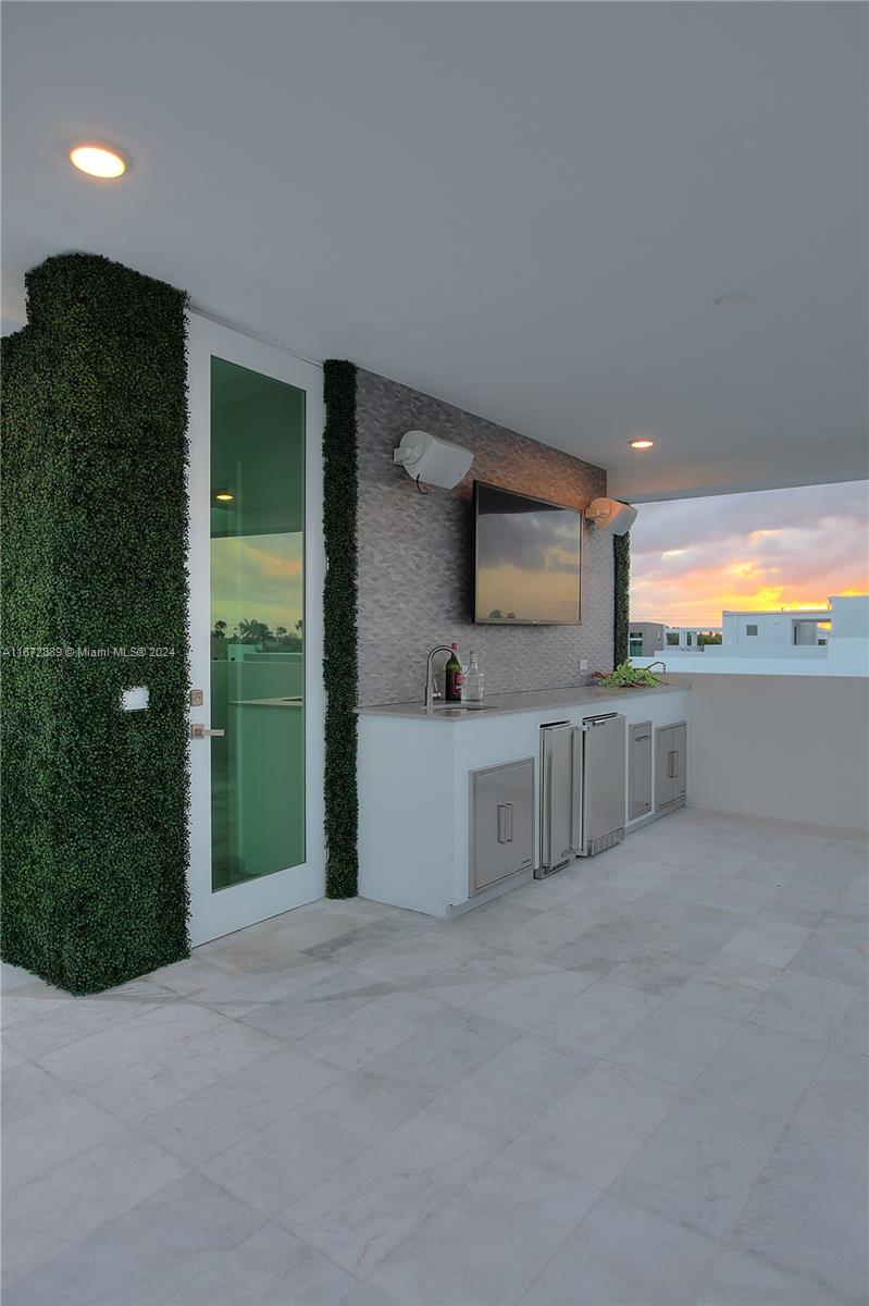 GRAND FLORIDIAN ESTATES - Residential