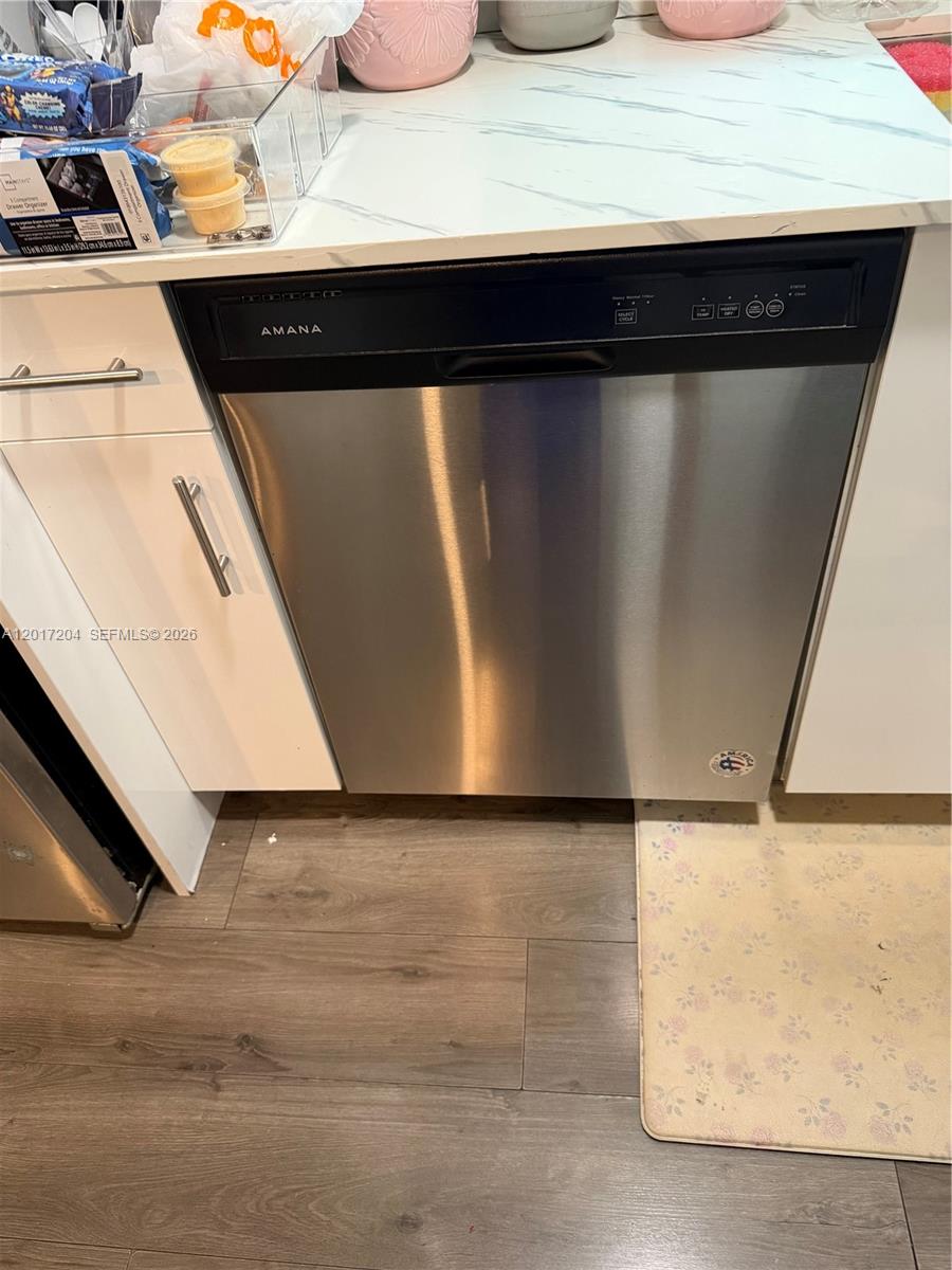 RANDALL PARK - Residential