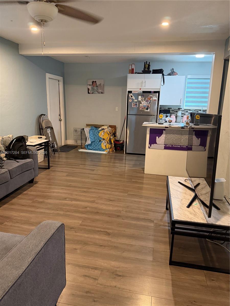 RANDALL PARK - Residential