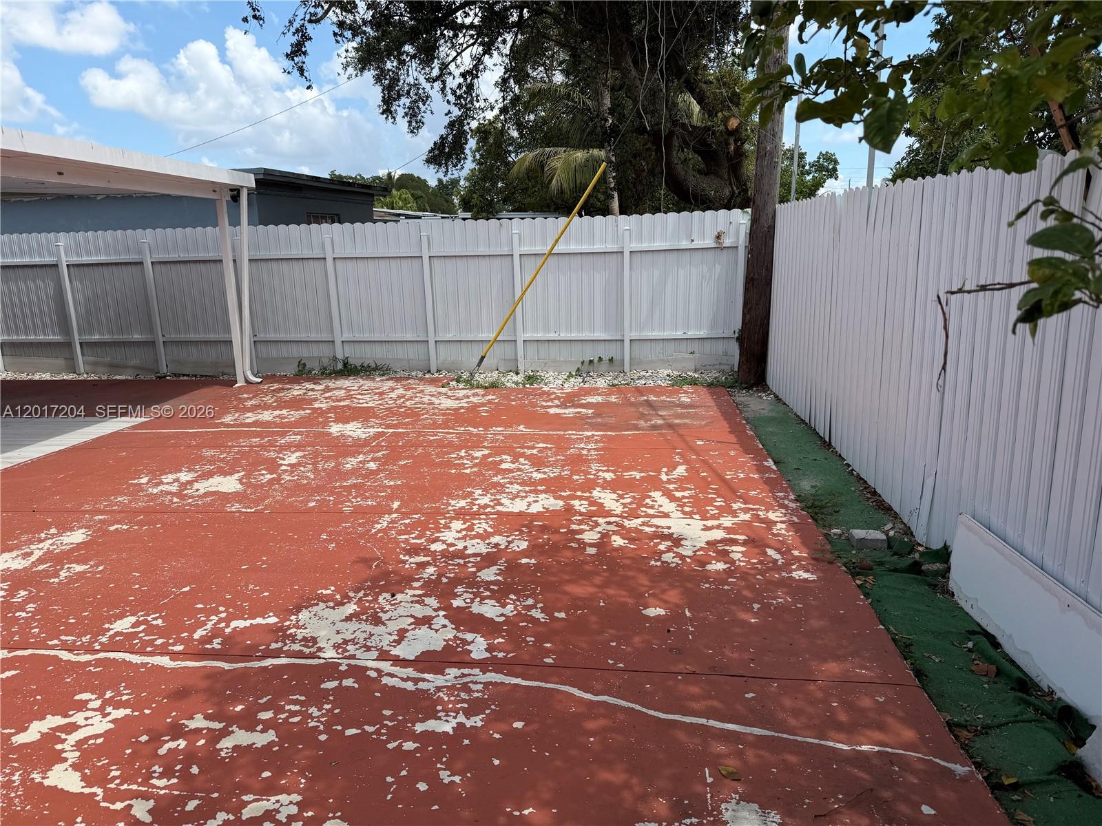 RANDALL PARK - Residential