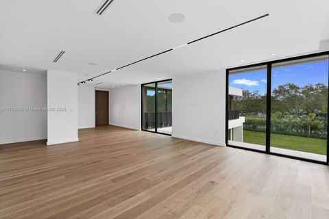 A home in Pinecrest