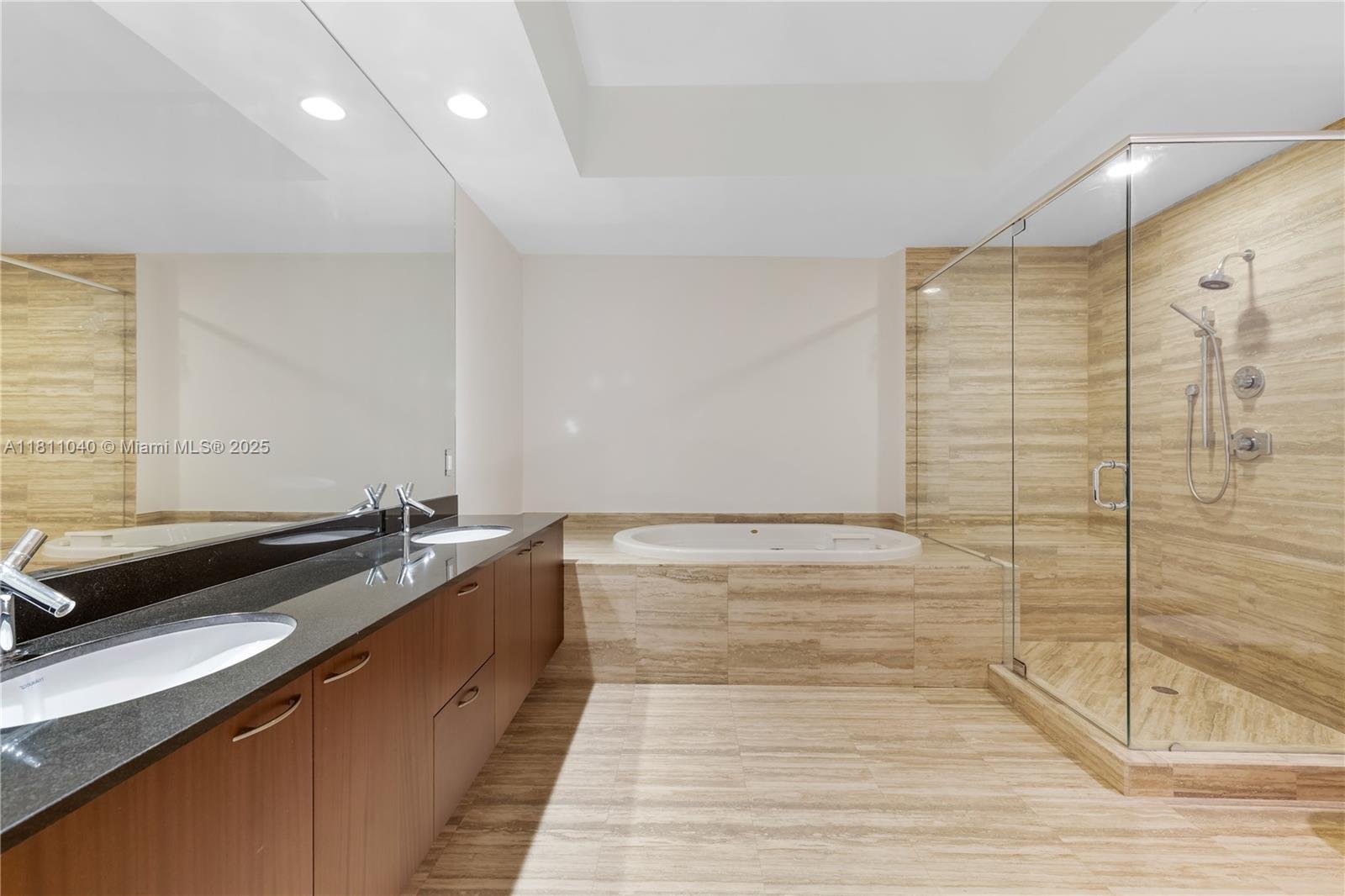 TDR TOWER I CONDO - Residential