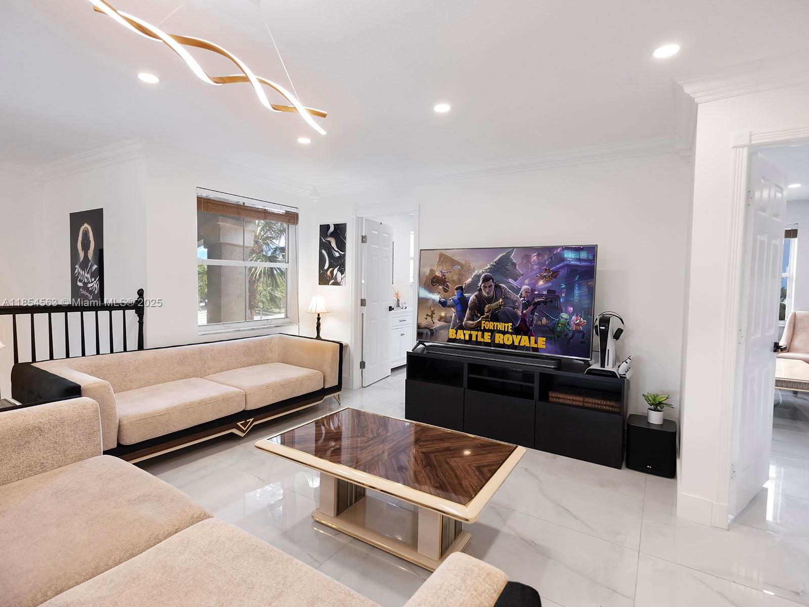 RIVIERA ISLES II - Residential Lease