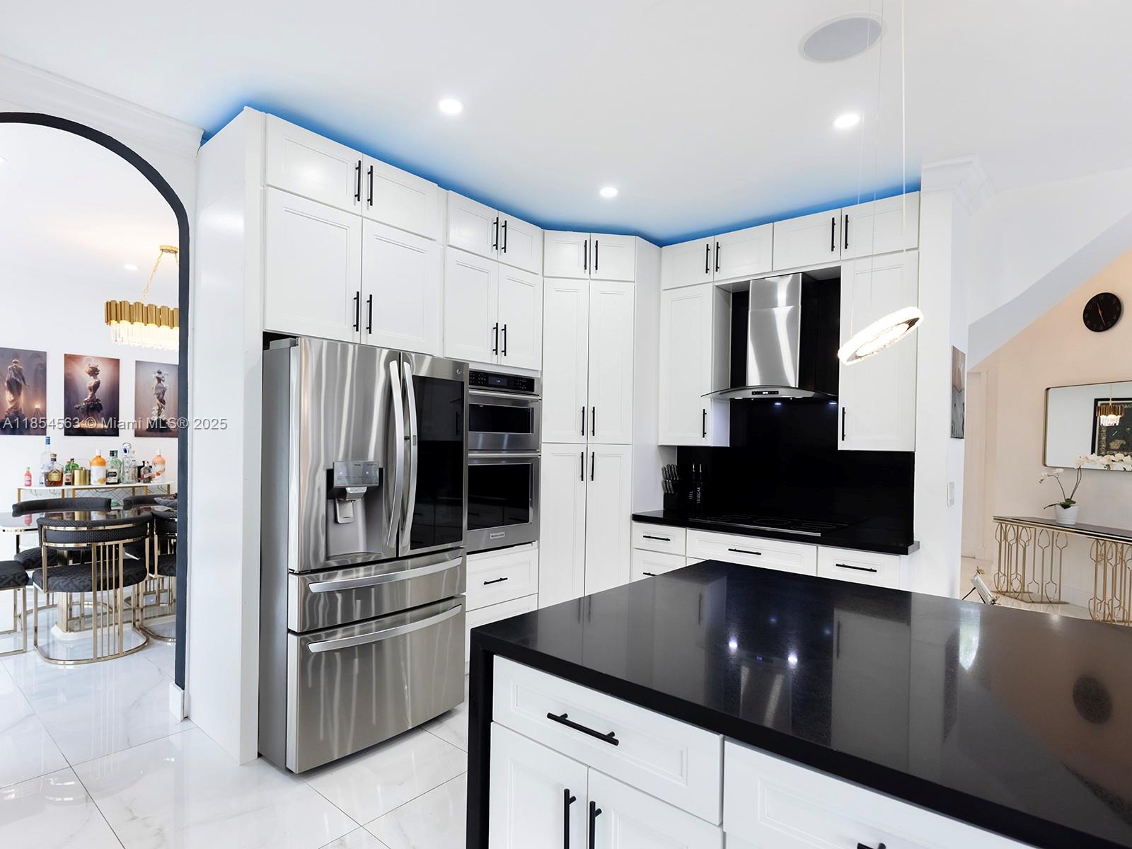 RIVIERA ISLES II - Residential Lease