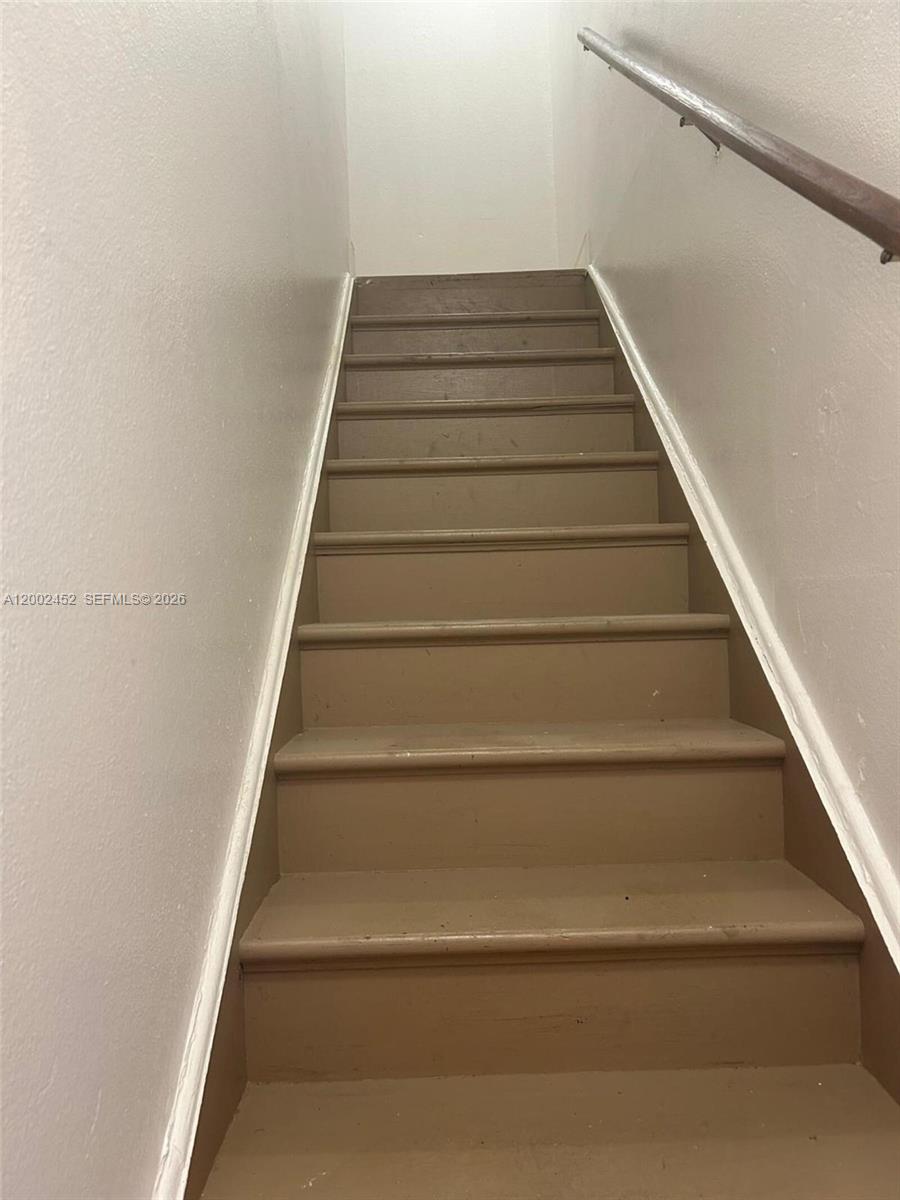 LEE PARK CONDO - Residential Lease