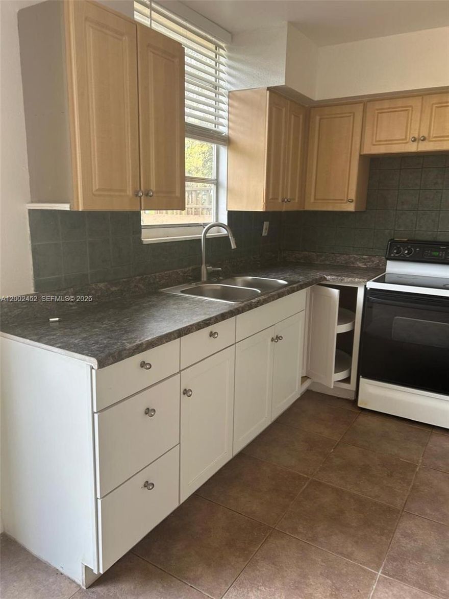Two story corner Townhouse 3BR/2BA in excellent location close to South Miami Metrorail Station, Sunset Place, 
Whole Foods and much more. All bedrooms and One bathroom are all upstairs. Section 8 accepted.