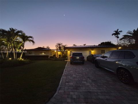 Tiny photo for 13022 SW 113th Pl, Miami, FL 33176 (MLS # A11975788)