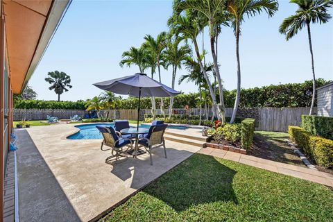 Tiny photo for 13022 SW 113th Pl, Miami, FL 33176 (MLS # A11975788)