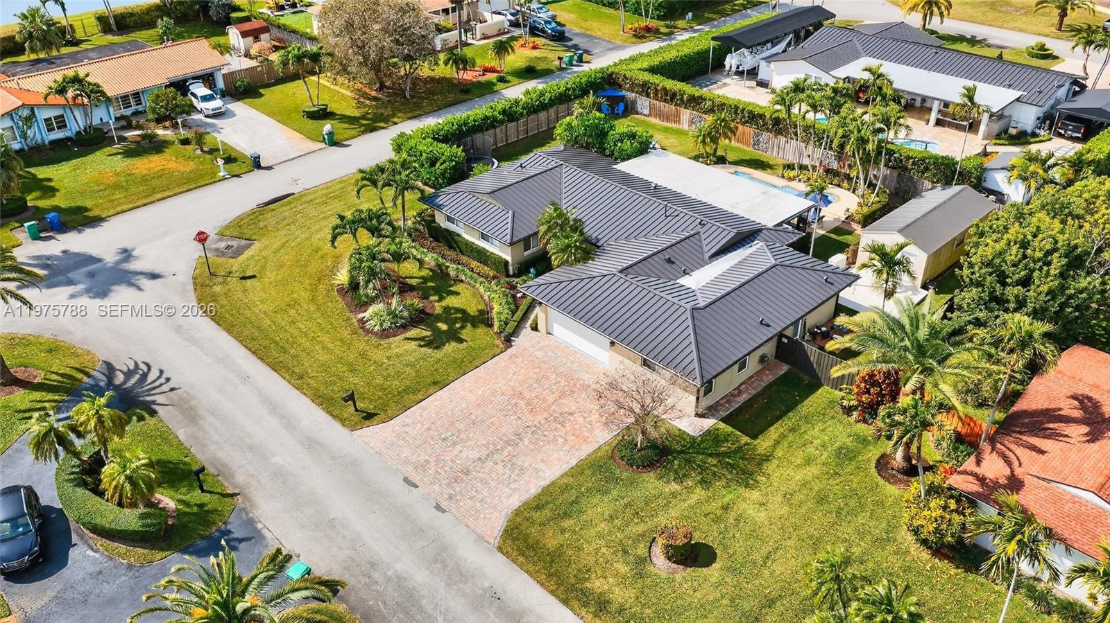 PINE SHORE SEC 3 - Residential