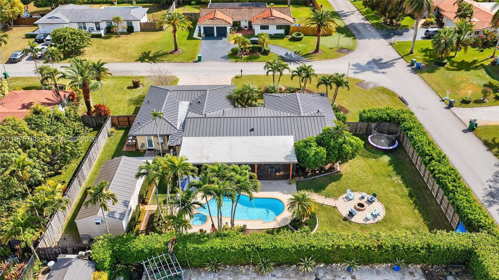 PINE SHORE SEC 3 - Residential