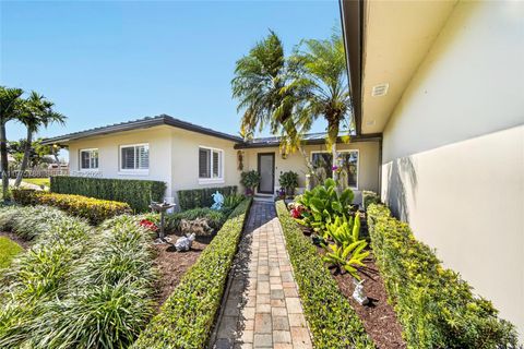 Tiny photo for 13022 SW 113th Pl, Miami, FL 33176 (MLS # A11975788)