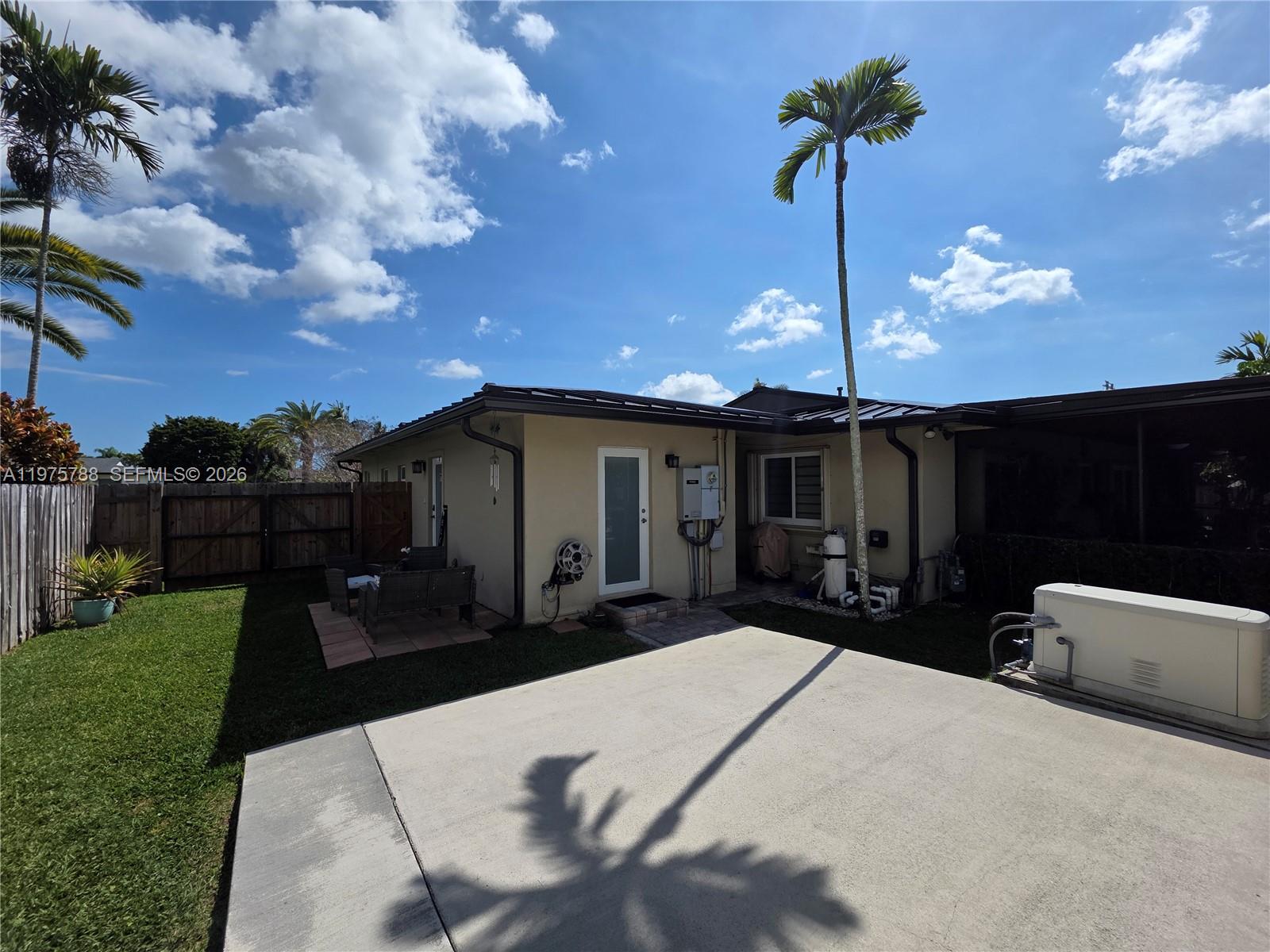 PINE SHORE SEC 3 - Residential